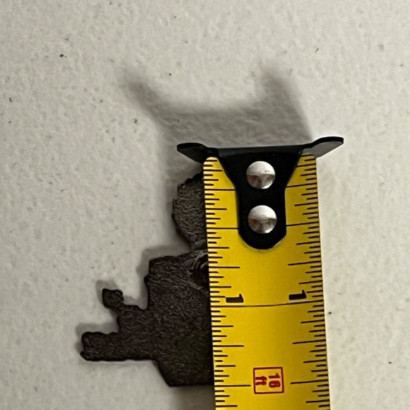 Dragonball Z Super Shatter Goku 420 Pin Yellow Hard Enamel New - Picture 6 of 7